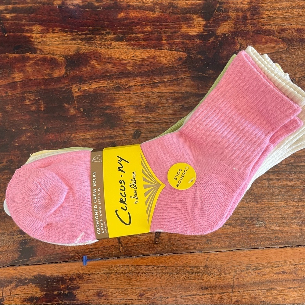 Sam Edelman Circus - Ribbed Cushioned Crew Socks - Green, Yellow, Pink, Cream - Picture 2 of 4